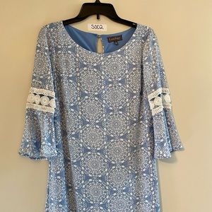 LUXOLOGY Paisley Bell Sleeve Lace Keyhole Dress